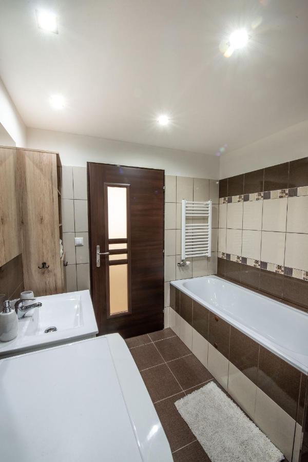 Apartman Mandala Banska Bystrica Luaran gambar