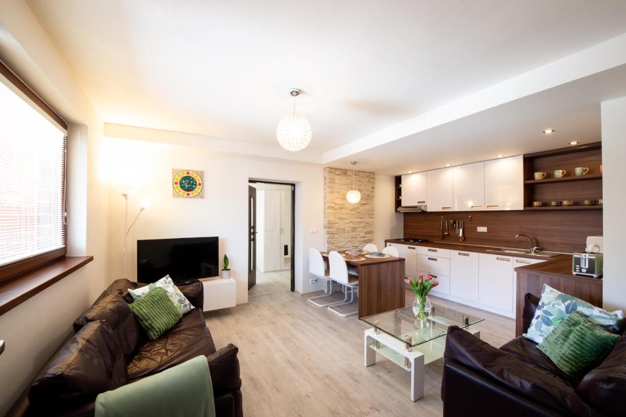 Apartman Mandala Banska Bystrica Luaran gambar